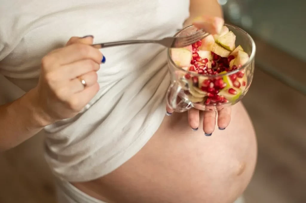 Les aliments à éviter quand on est enceinte à Noël et pendant les fêtes de fin d'année