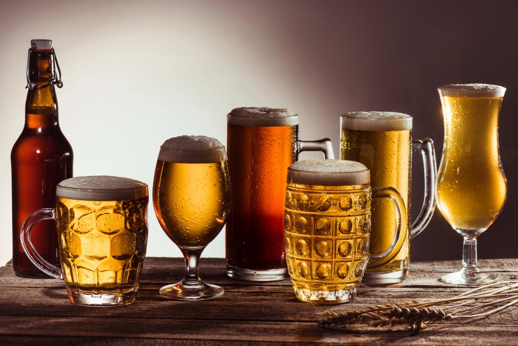 Découvrez les nouveaux calendriers de l'avent bières d'Une Petite Mousse pour 2004 Parfait pour chaque amateur de bière !