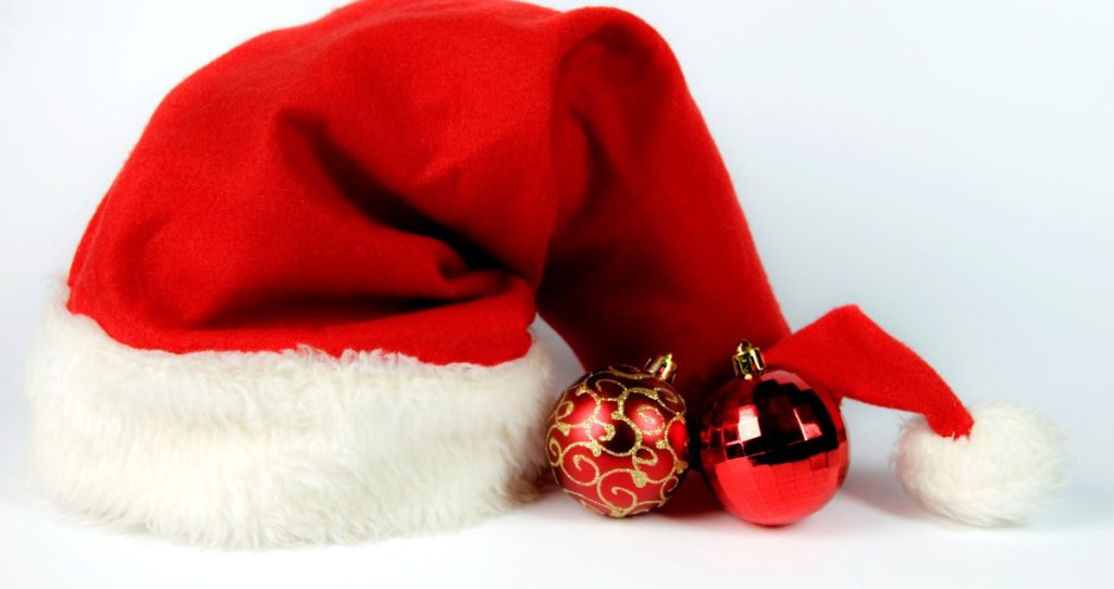 Découvrez les bonnets de Noël 2024 les plus originaux et tendances. Trouvez le bonnet parfait pour célébrer les fêtes avec style