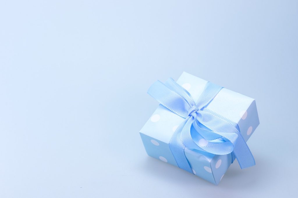offrez un cadre photo numérique à noël : un cadeau original et pratique pour toute la famille. découvrez nos conseils pour choisir le modèle idéal