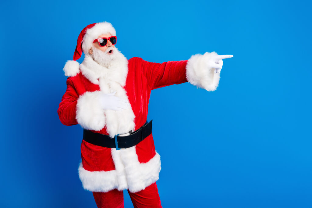 découvrez des idées de déguisements de noël simples, originaux et festifs pour briller pendant les fêtes et surprendre vos proches.